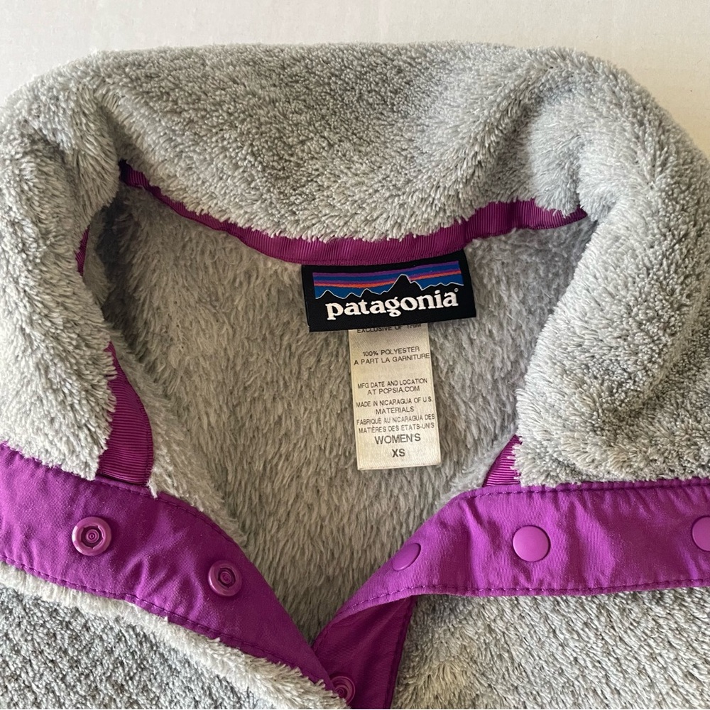 Patagonia Gray Fleece Pullover with Purple Accents - Picture 3 of 8